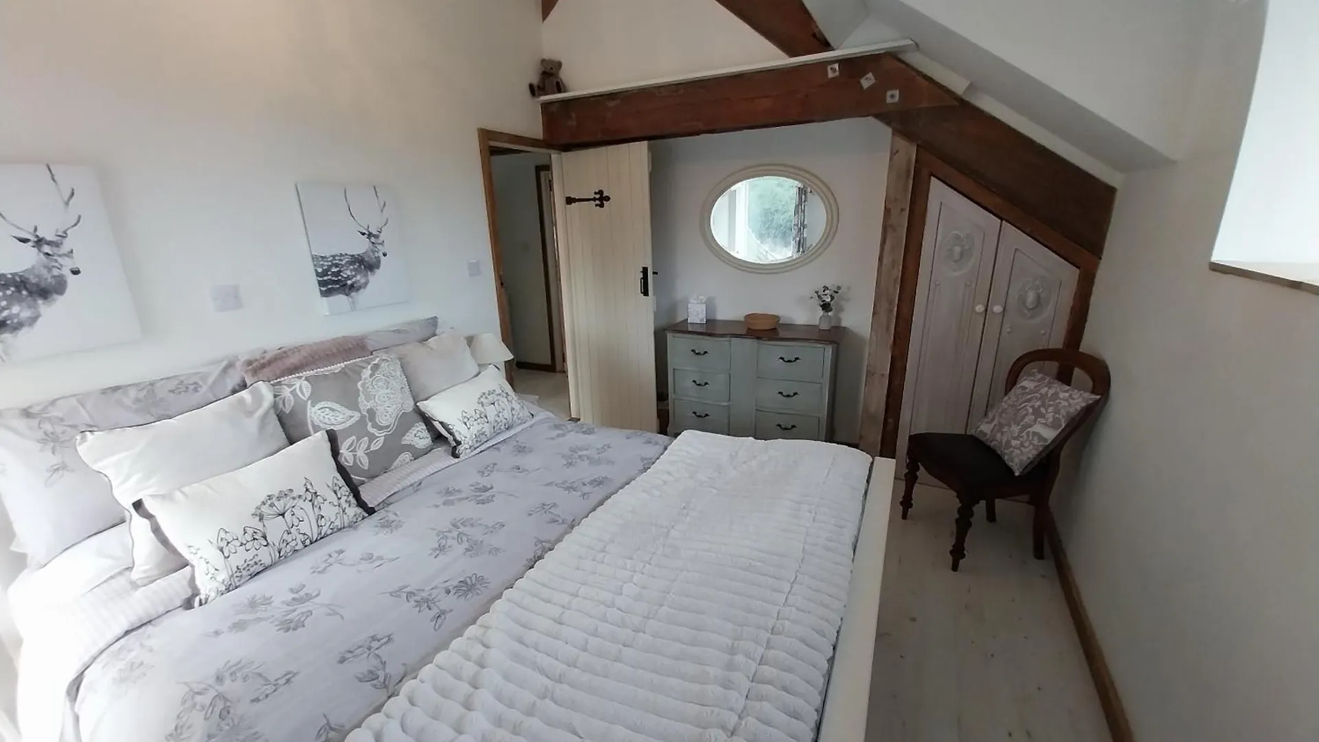 بيت للعطل Meadowbeck Holiday Cottages ويتبي