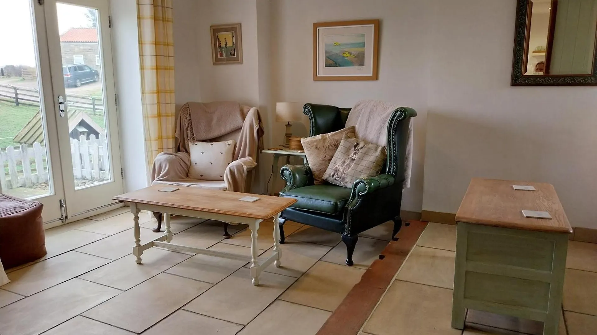 Meadowbeck Holiday Cottages ويتبي 0*,